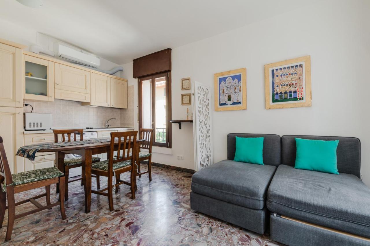 Venezia- S. Lucia Train Station Lovely Apartment! المظهر الخارجي الصورة